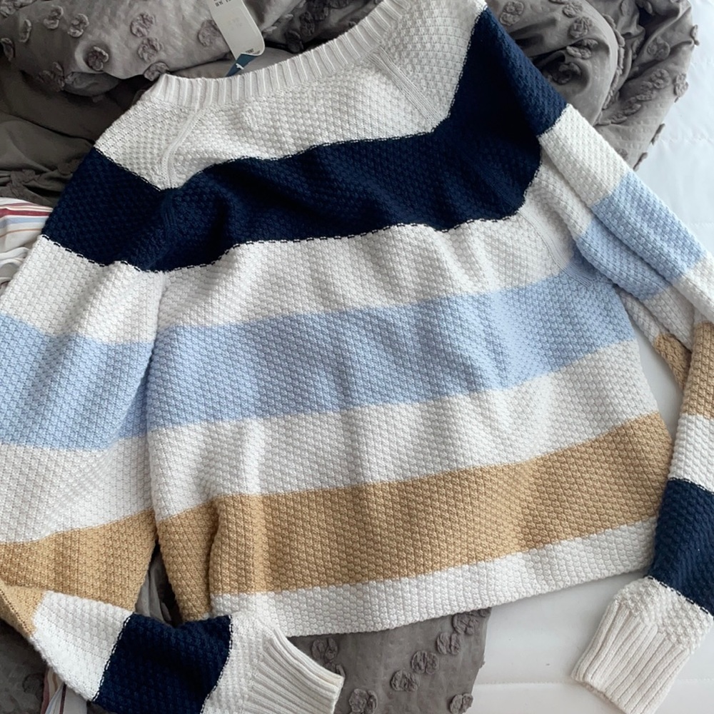 colorblock sweater